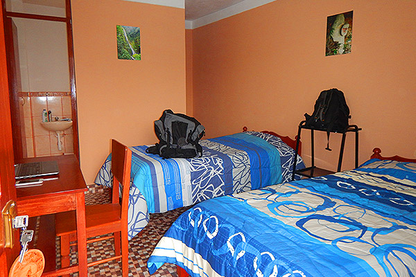 Habitaciones dobles hostal lamud luya chachapoyas amazonas peru